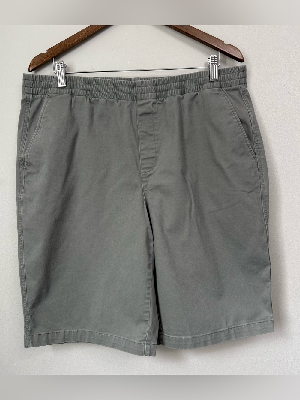 Lands' End Women's Sage Grey Pull-On Chino Bermuda Shorts